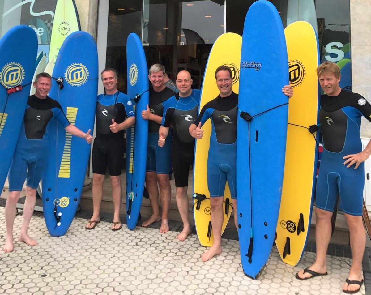 San Sebastian surfing lesson