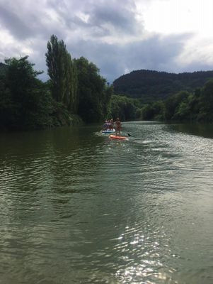 girls sup 1 Brilliant San Sebastian paddle board tour