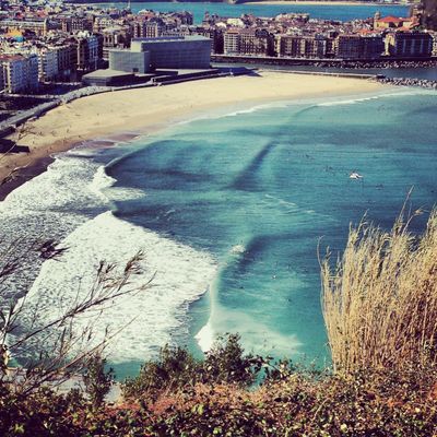 San Sebastian sunrise surf tour